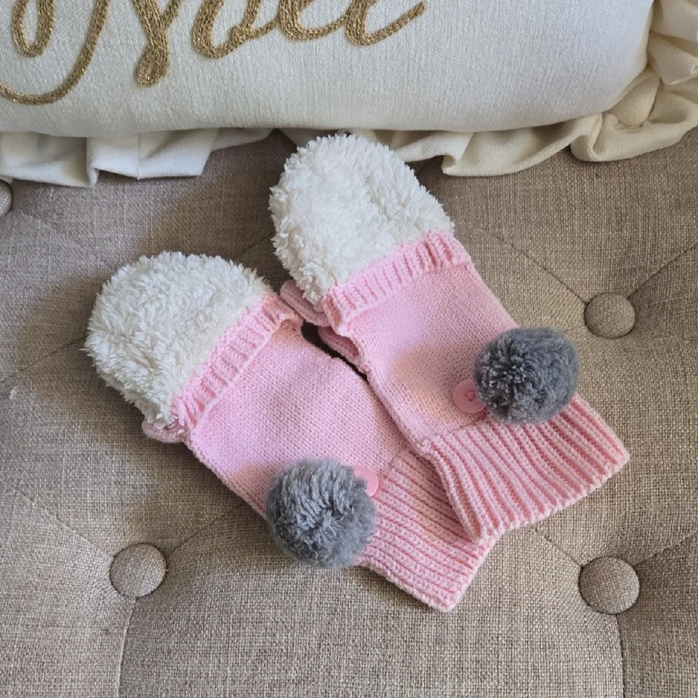 Pink and Gray Kids Mittens, EUC